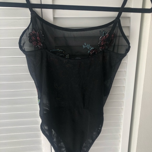 Zara Black Floral Crochet Bodysuit - Picture 6 of 9